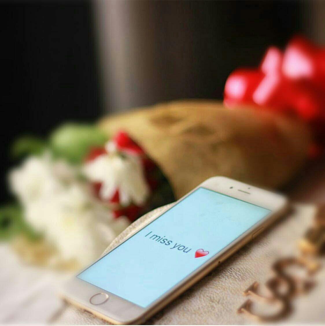 أّلَيِّ يِّقِأّلَيِّ فِّيِّ يِّغٌيِّأّبِګ(َّسګوِتّګ)😯
وِأّلَيِّ فِّقِدِتّهِ مَنِ غٌيِّأّبِګ (حٌنِأّتّګ)💑