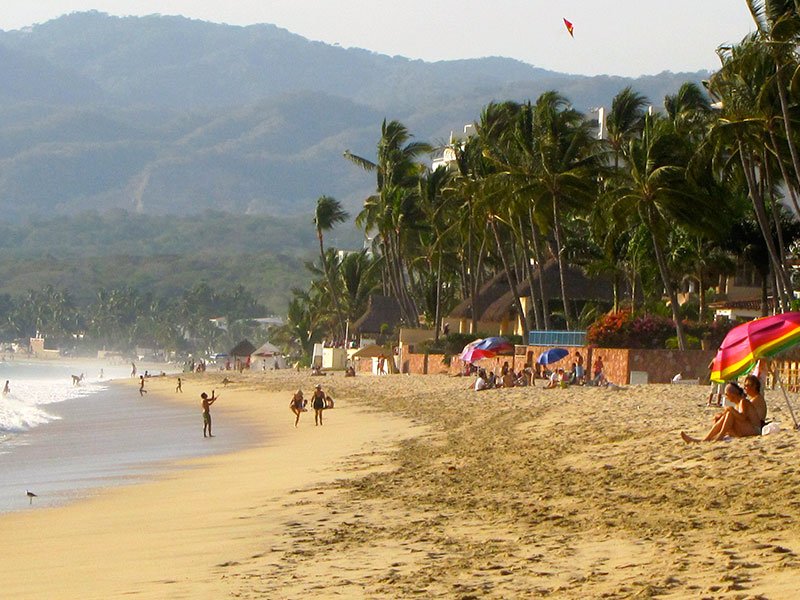 Disfruta de la playa  con nosotros! Coral Suites!