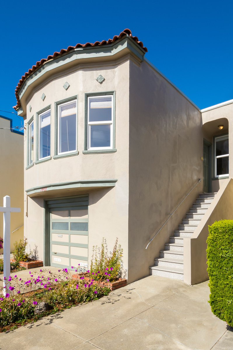 paragonregroup's tweet image. #JustListed | 1466 46th Ave. | $999,000 | #OuterSunset #RealEstate #SFRE goo.gl/QyyNbF