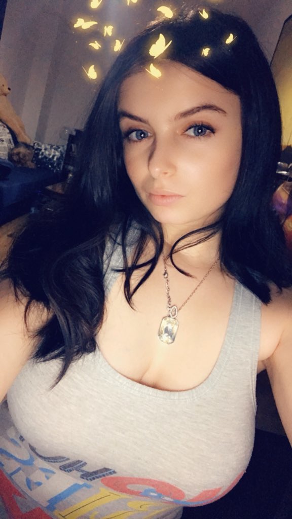 Miss Whatever on Twitter: "Im online!!!! @chaturbate @chaturbate_eu @chaturbates @6mlTV https ...
