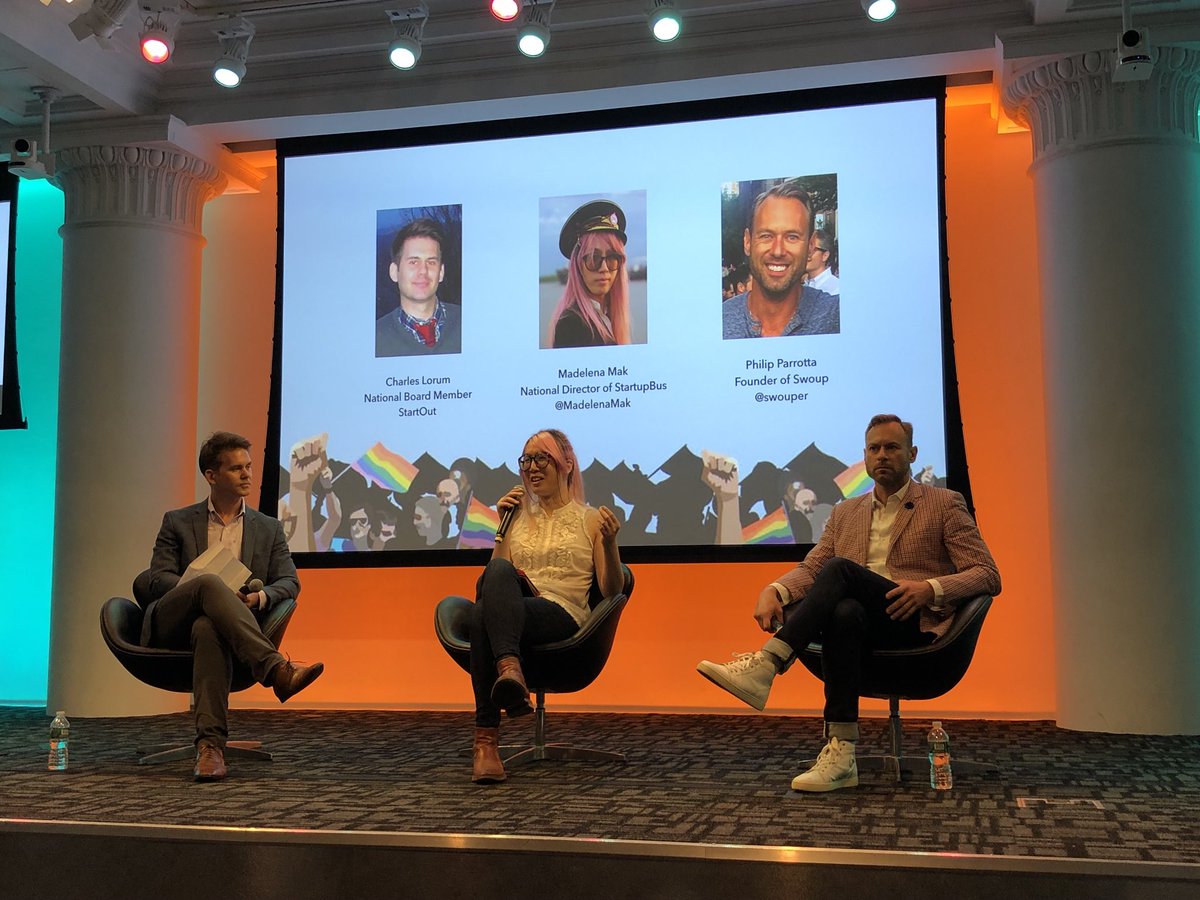 CholoCouture's tweet photo. Excited to emcee the #Developingpride 2018 event @AppNexus! Great crowd, and great panel w/ @MadelenaMak and Philip from @swoup to talk Pride and entrepreneurship! @StartOut @NYTechAlliance @queertechnyc https://t.co/vPcwwnjdq7