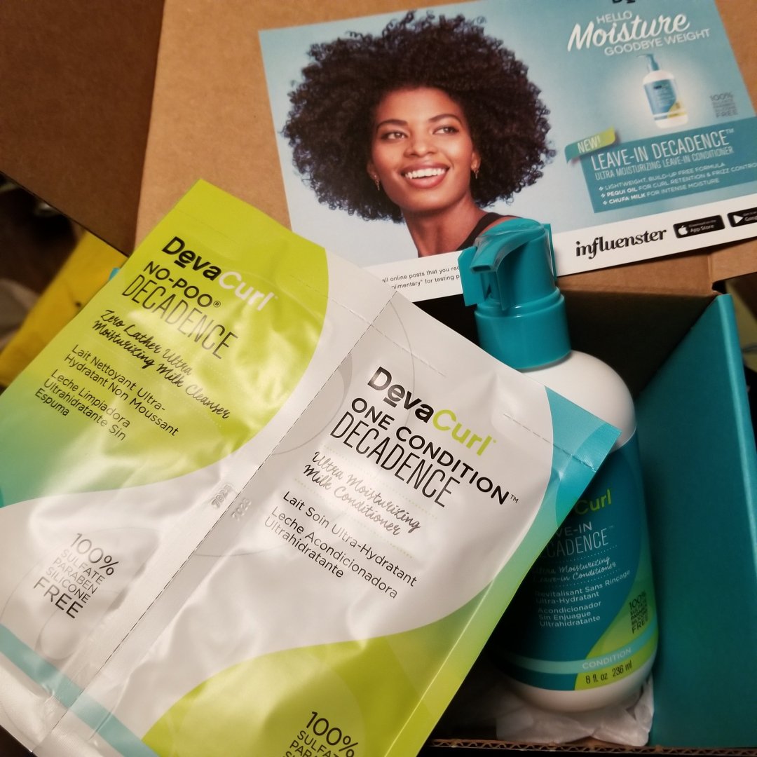 EdenLake's tweet photo. love my latest #voxbox from @influenster --- @DevaCurl -- check my instagram &amp; blog for review in detail! use code LIDSAMPLE for free sample on yournext https://t.co/mzezryRTjW order! #HelloMoistureGoodbyeWeight #complimentary #contest https://t.co/0Iaku6urRN