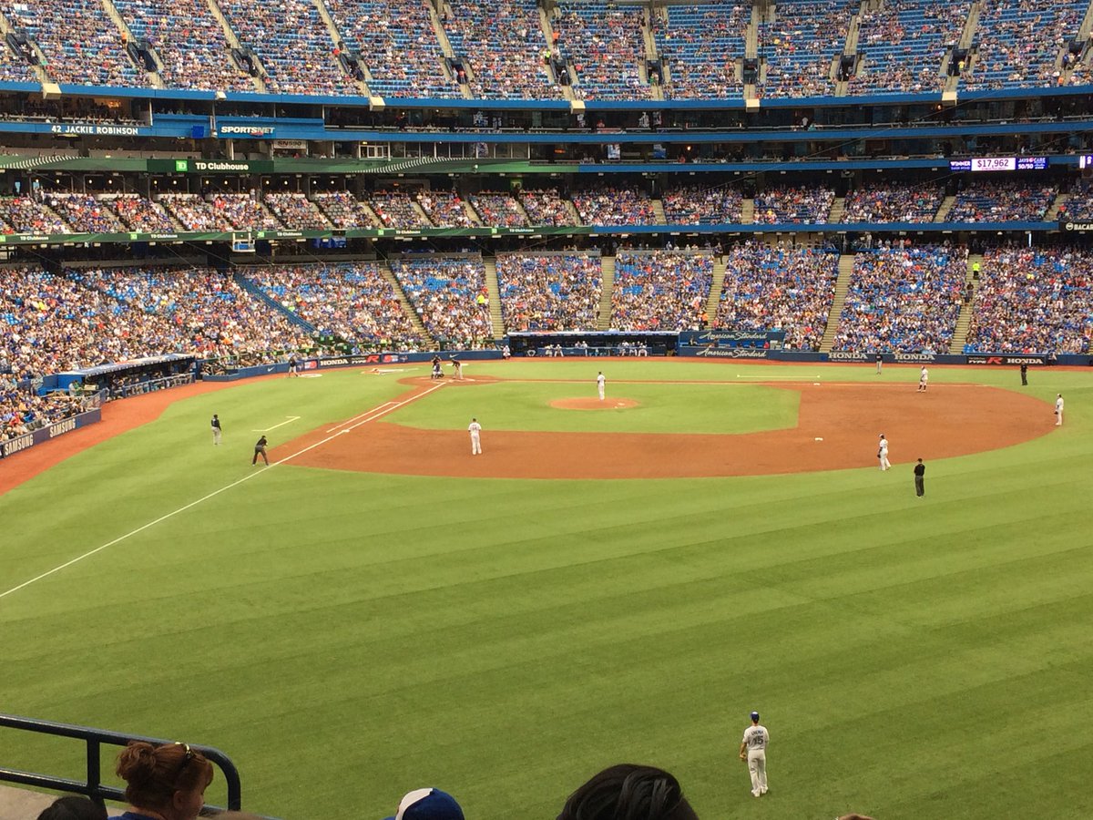 Suer55's tweet photo. Jays game. Someone yelling grand slam Smoak!  No one one base. #cantmakethisshitup https://t.co/OBC5Bv0Otw