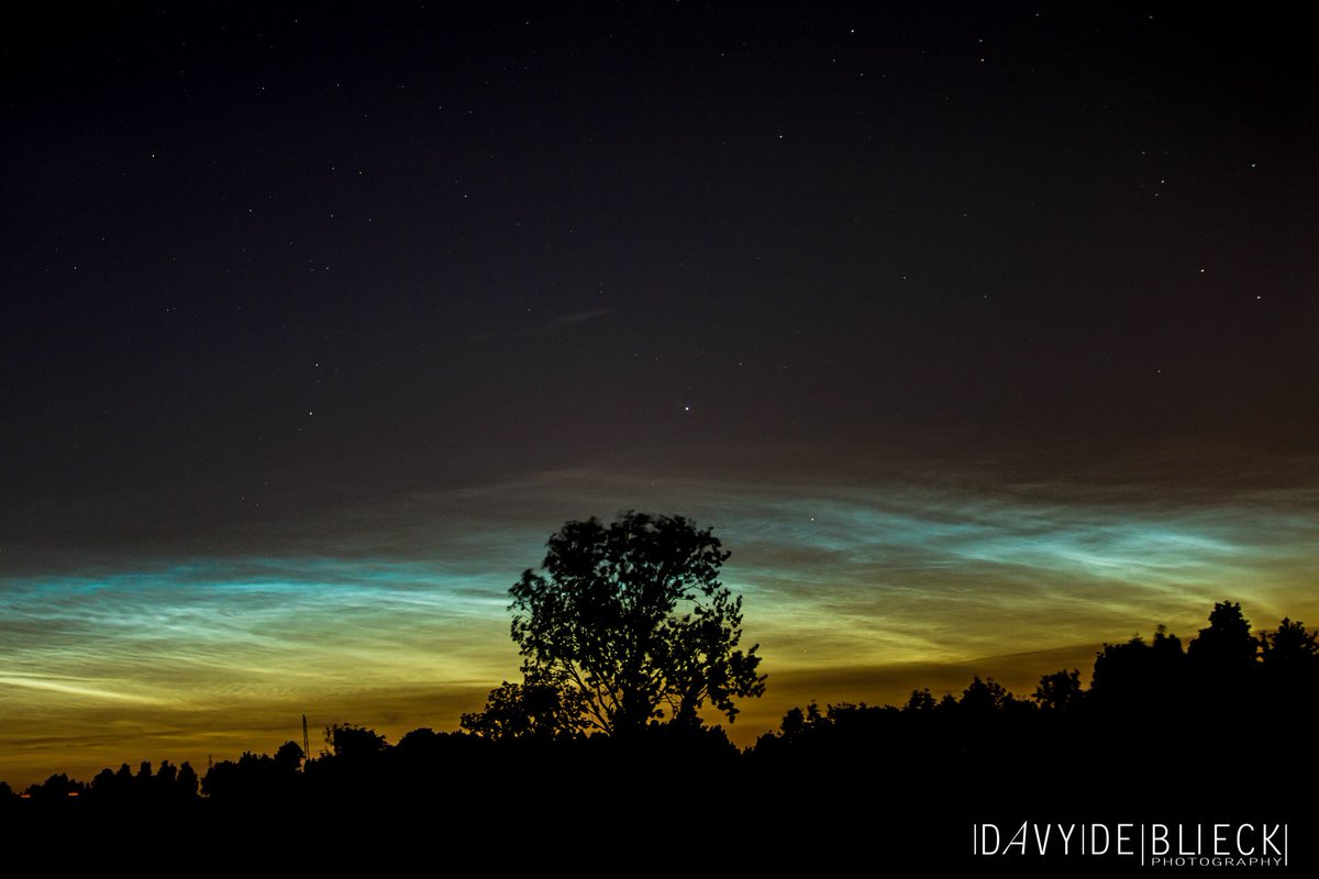 Lichtende nachtwolken gisteren in Hamme-Zogge <a href="/frankdeboosere/">Frank Deboosere</a>