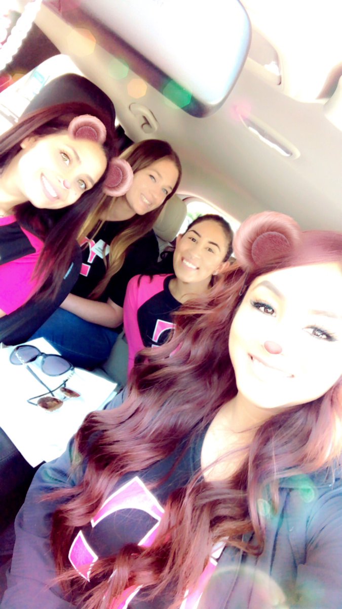 Ana Velasquez tweet media