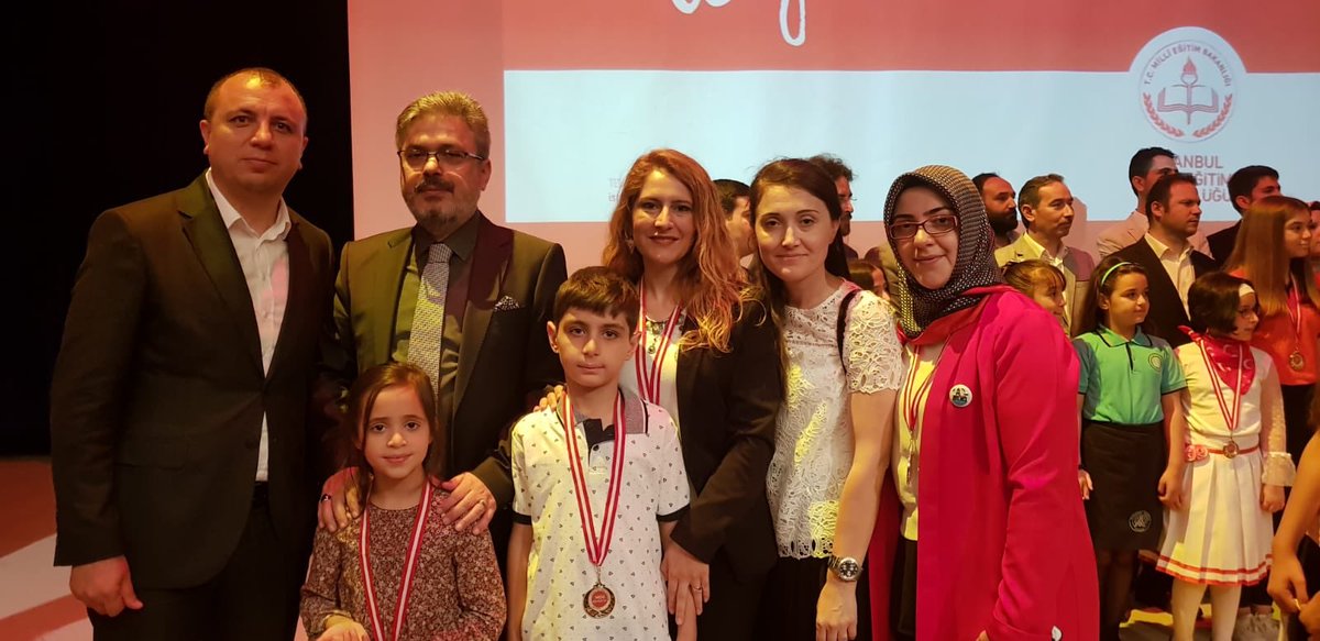 #farkliyizogretmeniz
Ümraniye Şehit Askeri Çoban İlkokulu-Sözlük Özgürlüktür Projesinde iki ayrı kategoride derece aldık.

<a href="/umraniyemem/">Ümraniye İlçe Millî Eğitim Müdürlüğü</a> <a href="/Yusuf__Tekin/">Yusuf Tekin</a> <a href="/gokcimen03/">SÜLEYMAN GÖKÇİMEN</a> @Istanbul_ILMEM <a href="/farukyelkenci/">Ömer Faruk Yelkenci</a> <a href="/tcmeb/">Millî Eğitim Bakanlığı</a> <a href="/sozlukprojesi/">Sözlük Özgürlüktür</a>