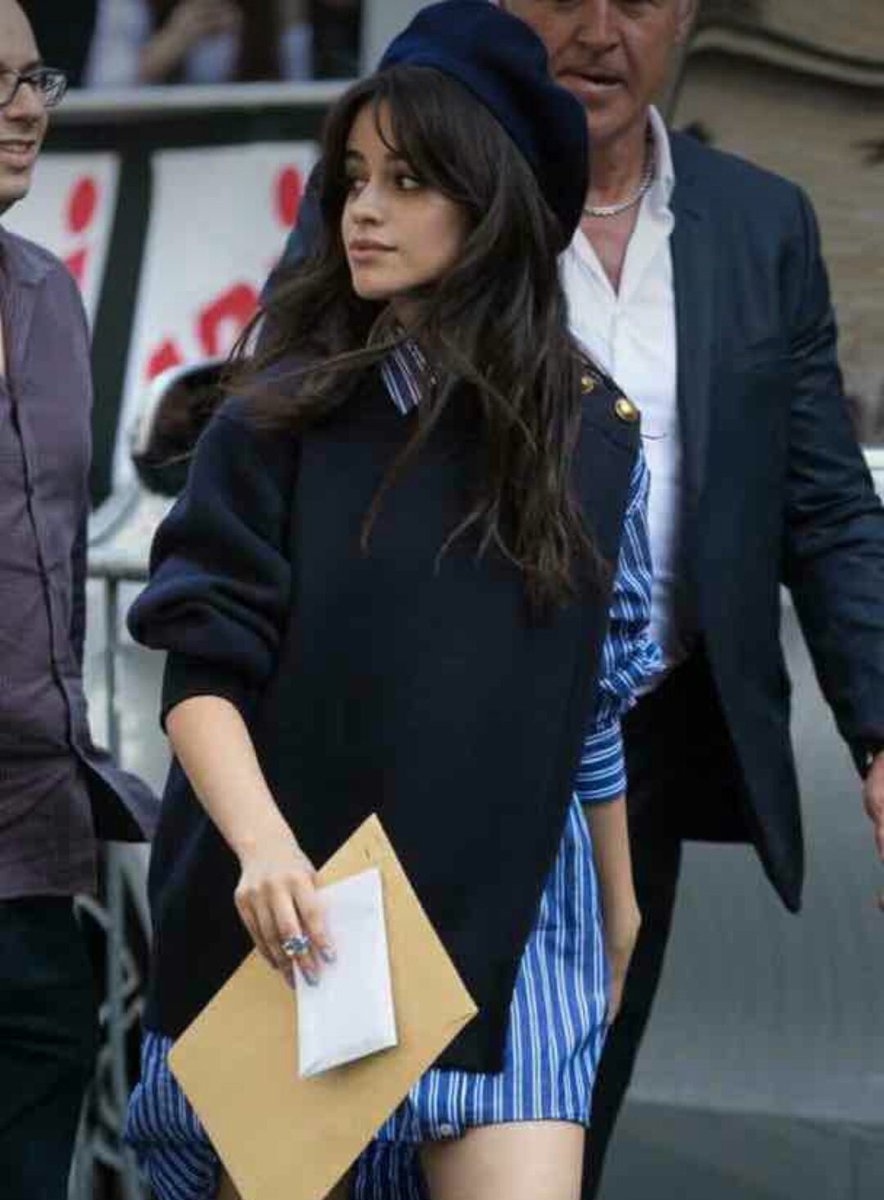 TainGiordani's tweet photo. #KCAMexico #CamilaCabello #Havana #Camilizers #DulceMaria #MuyPadres
RT= VOTO https://t.co/GEj6CUW7rj