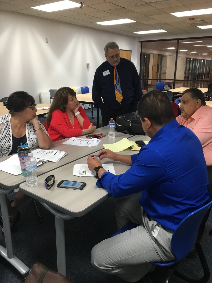catherinedoc12's tweet image. Making the familiar ... unfamiliar! Relooking at Instructional Rounds from Bel Air Middle! #THEDISTRICT #OneRed