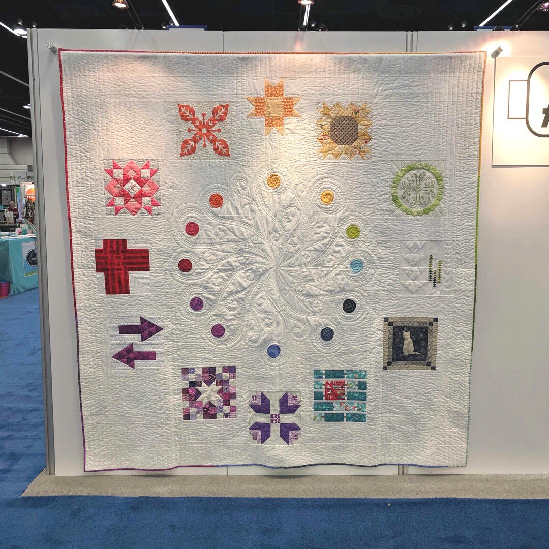 carol_asmussen's tweet photo. Still about yesterday, my last custom quilting #aurifilbom2017 @aurifil @voiceofquilting for the #springquiltmarket2018. It was quilted with the #Forty3 and the 40wt in the bobbin! Thanks @alexveronelli for the great image 👍🏻
#aurifil #threadmatters #longarmquilting #berninaq20 https://t.co/DtcYAufKAL