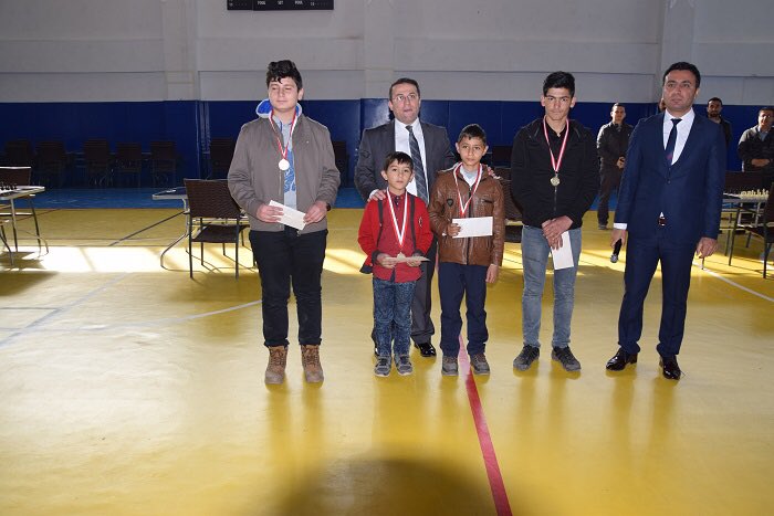 #farklıyızogretmeniz öğretmenimizin yetiştirdiği öğrencimiz satrançta ilçe birincisi oldu.