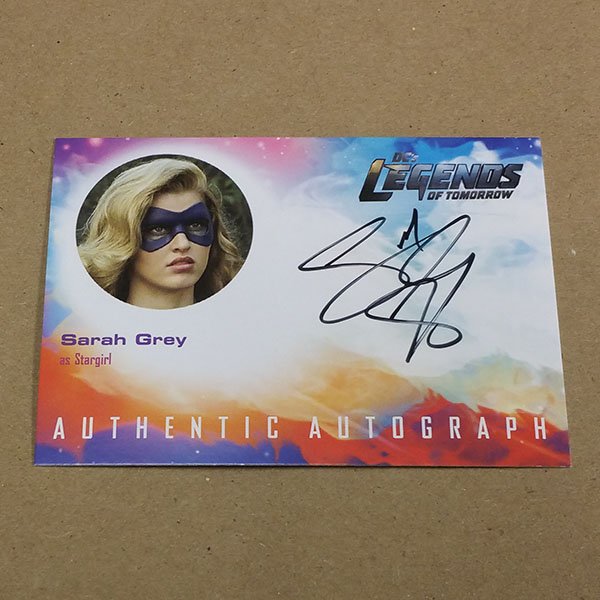georgenadeau's tweet photo. Follow and Retweet for your chance to win @Cryptozoic @TheCW_Legends trading card: @sarah_grey8 autograph card
🎁
Winner will be randomly selected and announced Sunday

#LegendsOfTomorrow Trading Cards out now!
https://t.co/j8EiXPYWTH https://t.co/nszH4pCNc7