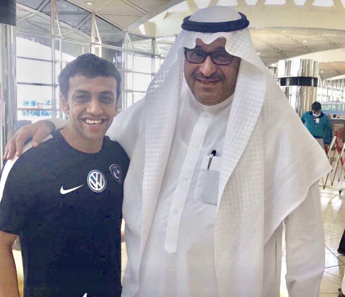 الشهم V Twitter صاحب السمو الامير نواف بن محمد بن عبدالله رئيس الاتحاد السعودي لالعاب القوى سابقا وعضو شرف نادي الهلال و نجم الهلال الاسطورة الكابتن محمد الشلهوب Https T Co T7m9ekncur