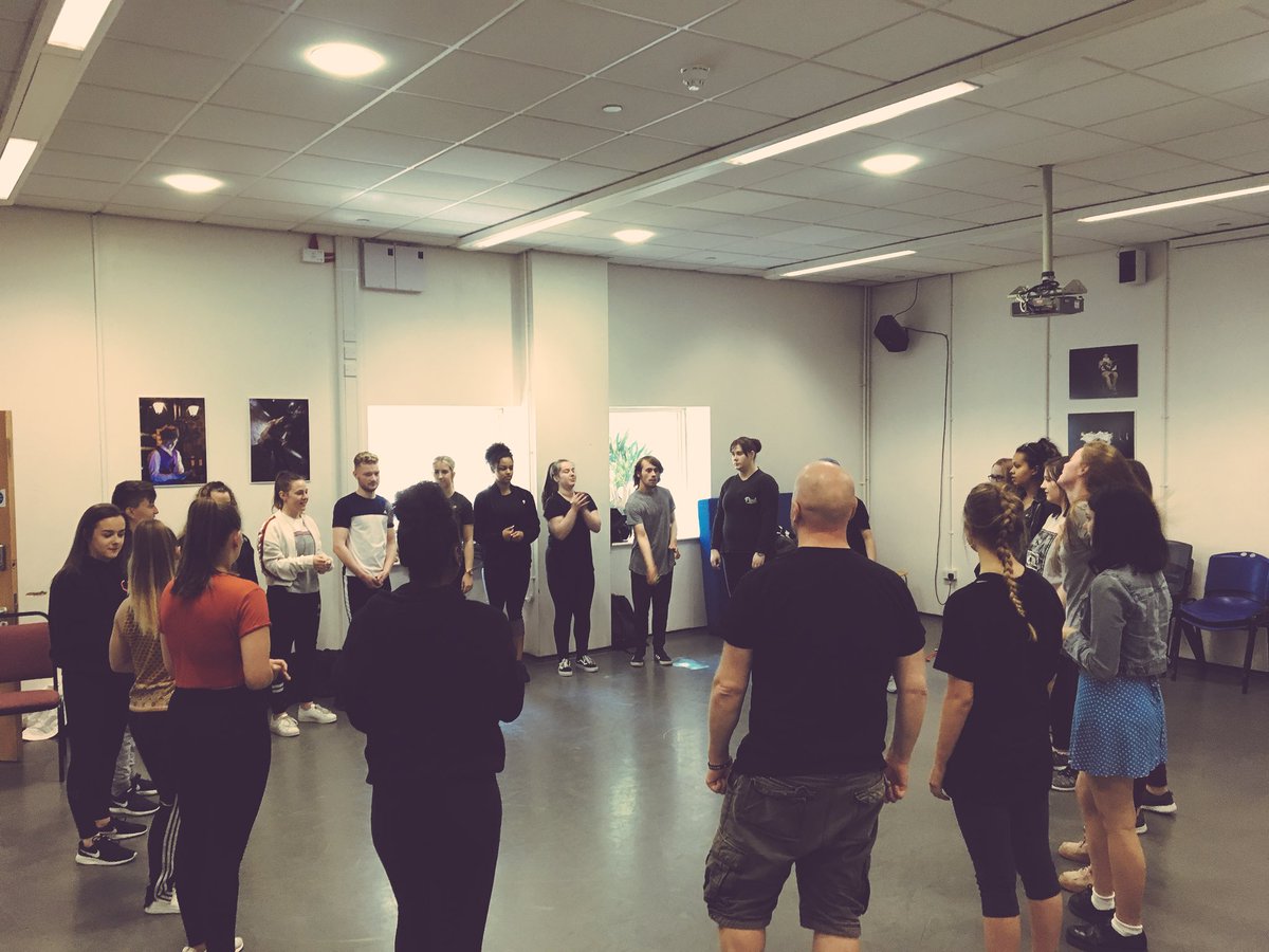 LCCActing's tweet photo. 1st day of our mash up project done 💪💪 actors, dancers, musical theatre &amp; performance students working together #mashuptime #letsdothis #tryingsomethingnew @lccdance @LCC_MT @PerfArtsLCC @CreativeArtsLCC https://t.co/nHum7AimeG