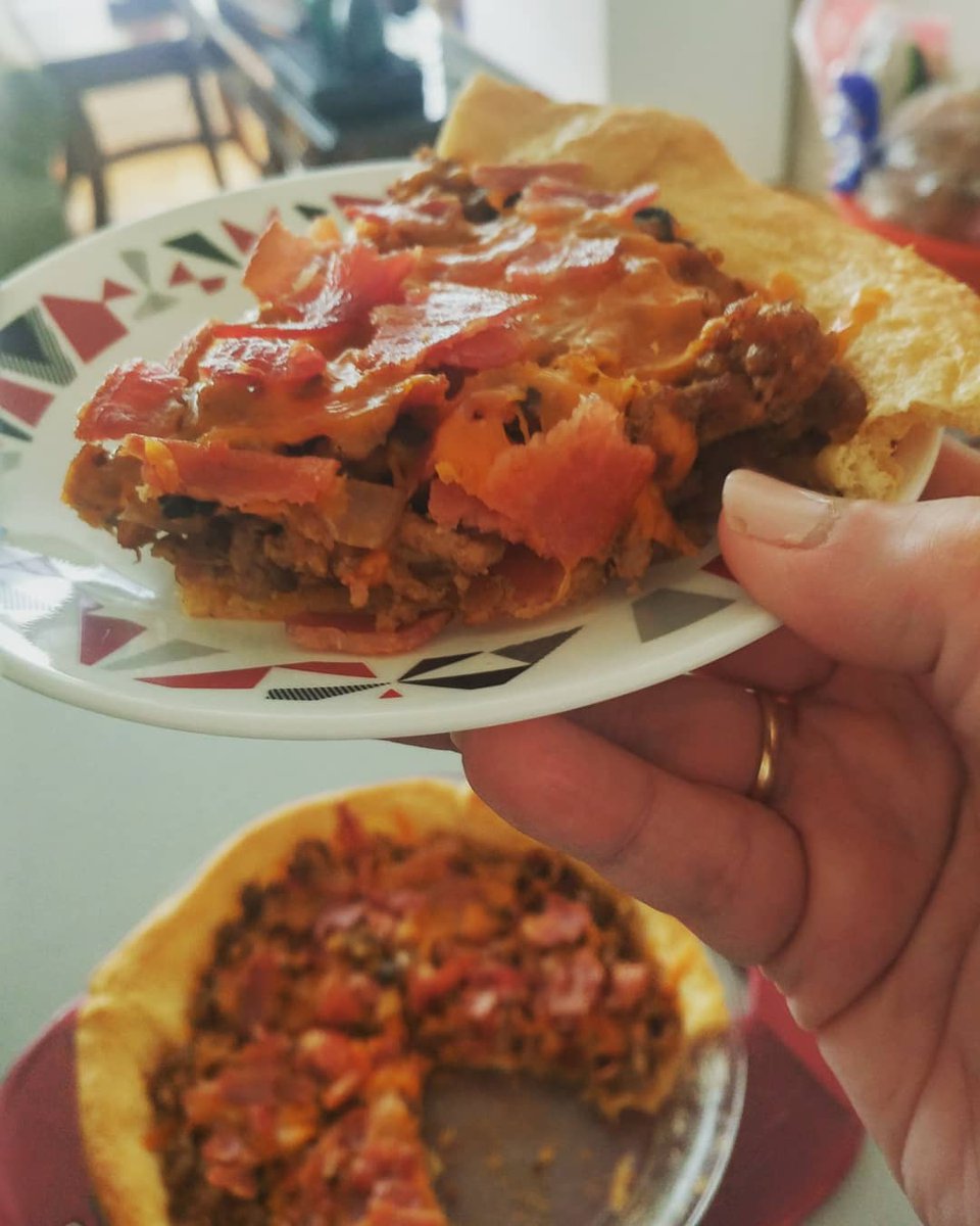 EE_Laura's tweet photo. Bacon Cheeseburger Pie! ๐ .
.
#WhatsForDinner #HealthyEating #Homemade #Bacon #Cheeseburger #Pie #8sp #BecauseImWorthIt #BeyondTheScale #SmartPoints #ReturnTo30 #RT30 #iTrackBites #HealthyNotBoring #FoodPorn #Foodie #FoodPhotography #LaurasKitchen #BonAppetit ๐ด . https://t.co/WWUHWLd10X