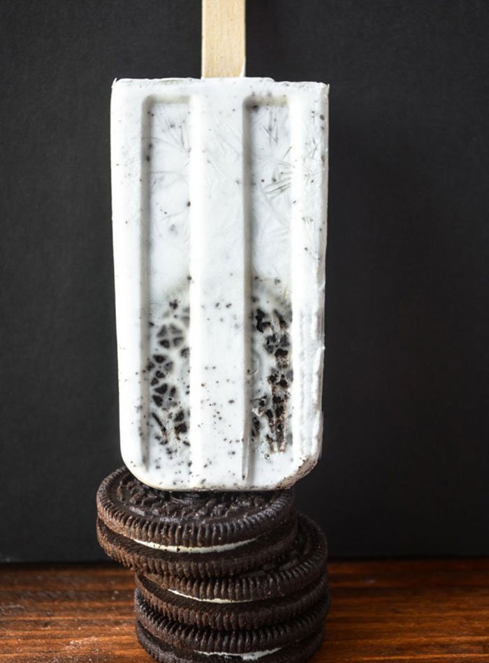 VirginiavBlair's tweet photo. RECIPE ROUND-UP // SUMMER VEGAN POPSICLES >>> https://t.co/O6XPhgXjrs #VBintheCITY #Vegan #Summer #Popsicles #Recipes #Treats #RecipeRoundup #VeganTreats #veganrecipes https://t.co/NPPzWplVjf