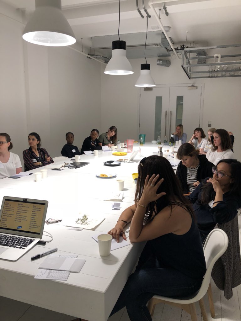 emilieldn's tweet photo. Another super @VestPod evening on #crypto! Thank you so much @AmandaCGreen @Whatthefintech for sharing your knowledge and story 💛⚡️@huckletree https://t.co/r4tK9U87MS