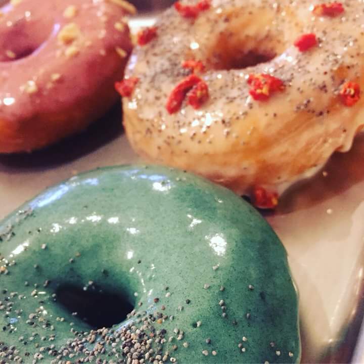 Te invitamos a un rico #Café.. visitanos en Irlanda 1881 #hachocopihue #Valdiviacl , Ademas comida sana, Jugos prensados Visita nuestro #instagram 😍😍🛵📲 9 77 07 89 61