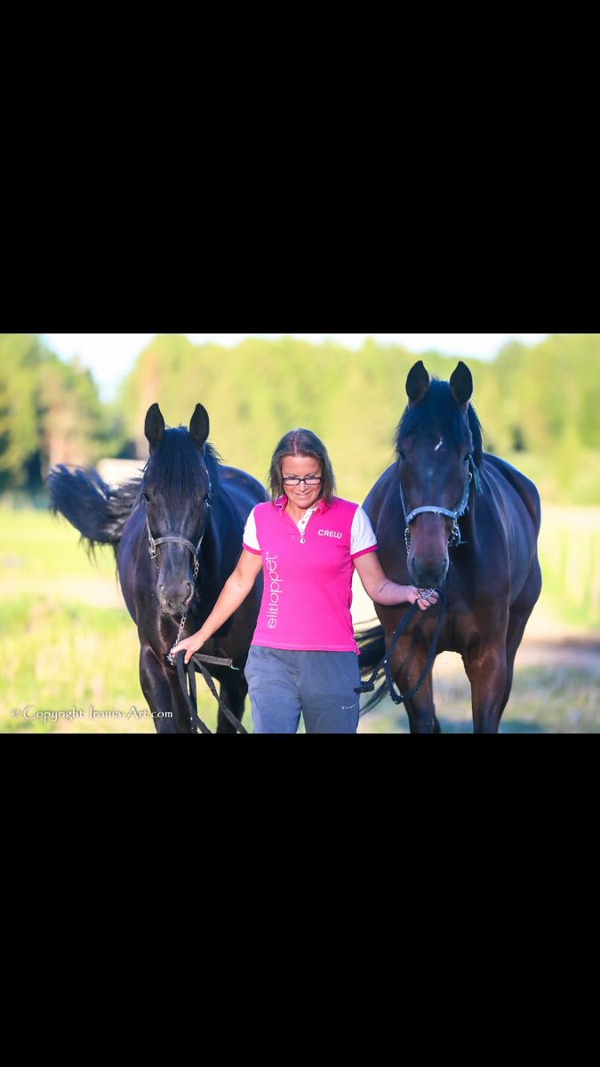 patriciagordin's tweet photo. My looverboys❤️😍 storebror o lillebror #SeanBanan o #MrBoombastic foto by Nadina Ironia https://t.co/gLcvY4Kd1X