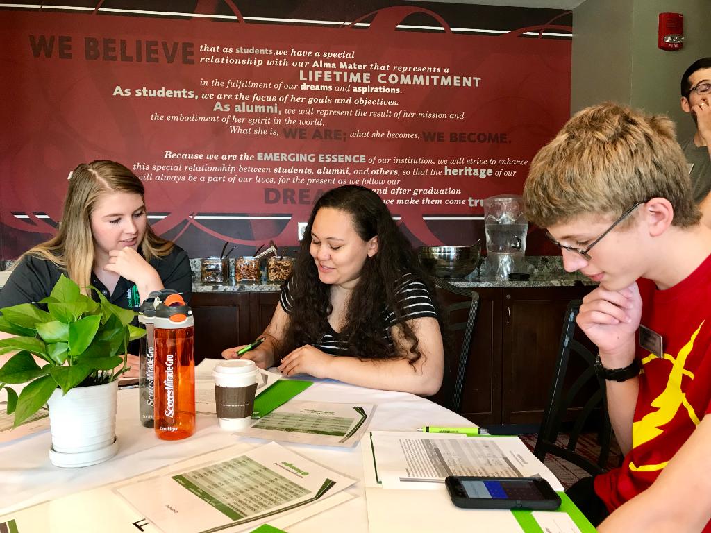 Scotts_MGro's tweet photo. Thanks @Huntington_Bank for getting @Scotts_MGro and @MetroInTech Legacy Project students to think about money management basics. @FisherOSU #grogrit https://t.co/GFm1JUyJCD