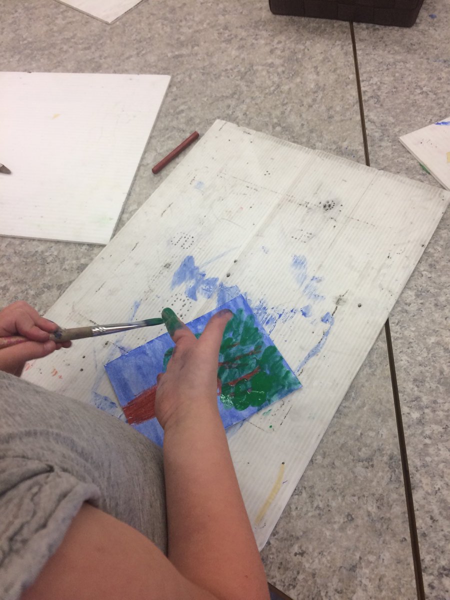 MPSgr1Harrison's tweet photo. Creating our last puece of art showing our tree in summer. https://t.co/xBRvRU8aPH
