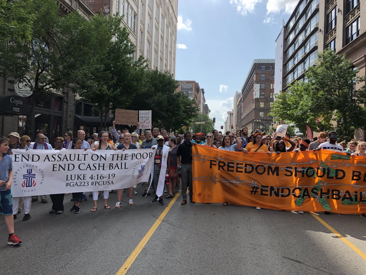 erincounihan's tweet photo. You all are so beautiful. You all are strong. 
Y’all brought $47,000 to free your neighbors. 
I love you. 
Oh, and.... I believe that we will win. #ga223 #pcusa #endcashbail https://t.co/kSSrHpdjxz