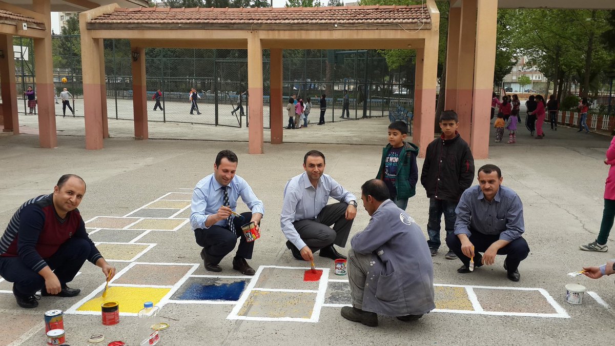 #farkliyizogretmeniz