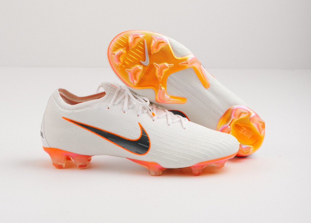 nike mercurial 18