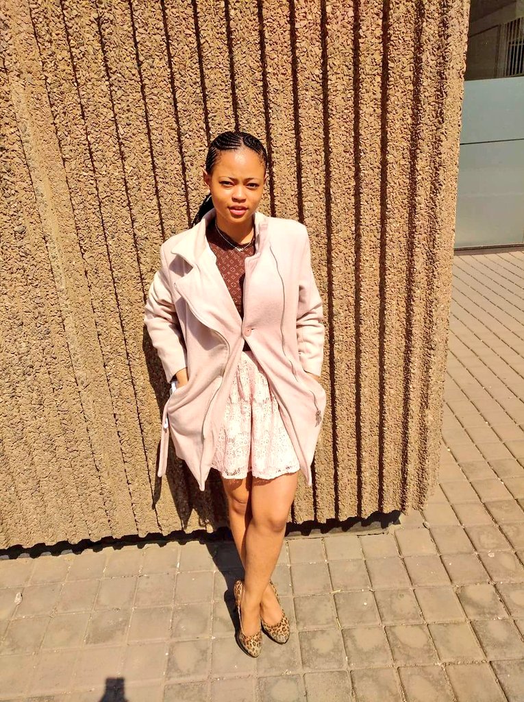 khosini123's tweet photo. Crushing hard on this beautiful, sauce dripper💦💦 cousin of mine😍😍😍❤❤❤. God is indeed a creator Yooh😥👐. He really took his time when creating her.💯🔥🔥❤❤☄
#wifematerial #WomanCrushWednesday #FineZuluWomen #toomuchsause #jawdropper #myeverydaywomencrush #tooperfect👌 https://t.co/mFudtprFkB