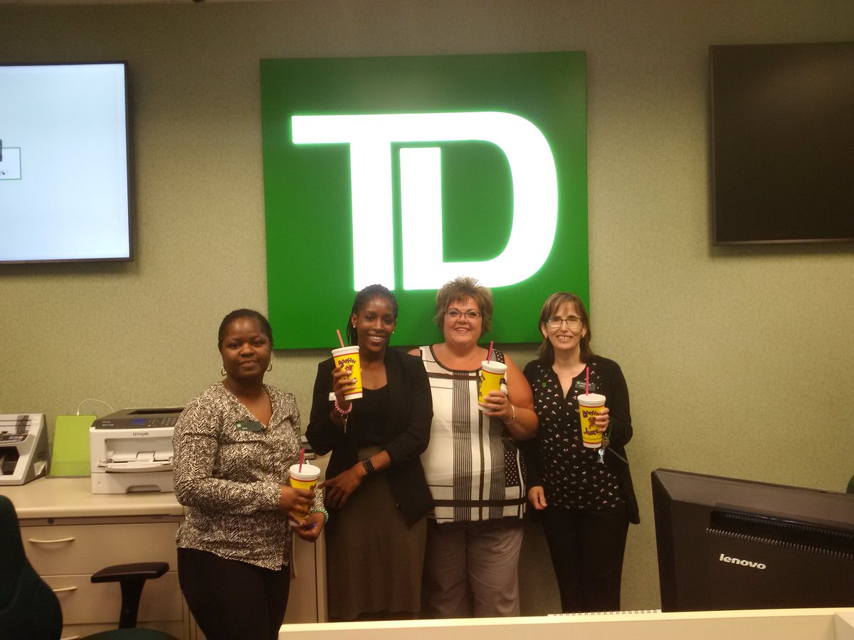 Staying cool in #yeg weather. #EAW2018 TREATS!!! #Crestwood rocks