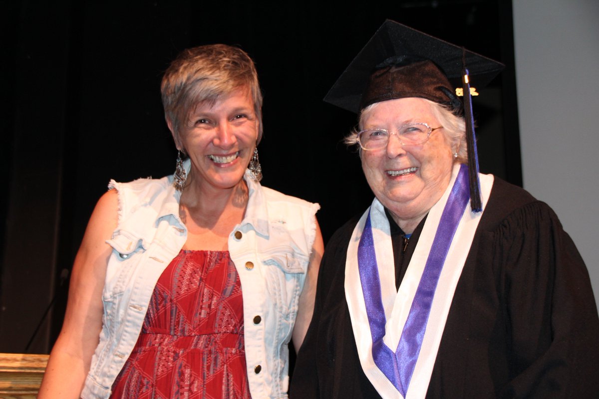 sd68bc's tweet photo. Congrats to #2018grads dream big; the adventure awaits you. Here are some pics from #IslandConnectEd & #LearningAlternatives grad ceremony https://t.co/AadMTHihNQ