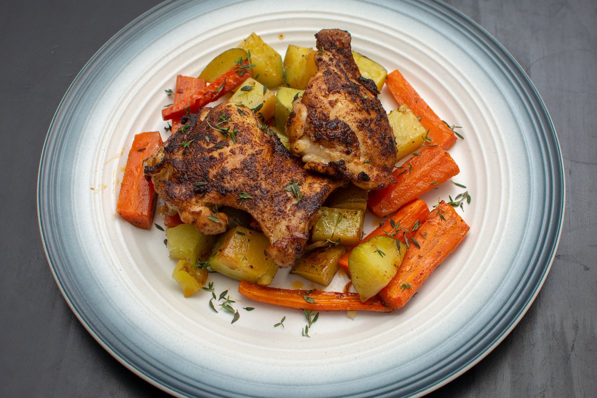 CTurkeys's tweet photo. Thank you everyone for tuning in tonight! We made paprika chicken &amp; roasted veggies for #dinner

9 ingredients &amp; less than 45 minutes! 

Tune in tomorrow to #CookWithUs - we're making Thai Coconut Shrimp Curry! Stay tuned tonight for the ingredient list!

#CookAtHome
#CookForFun https://t.co/TcCVjMxYaw
