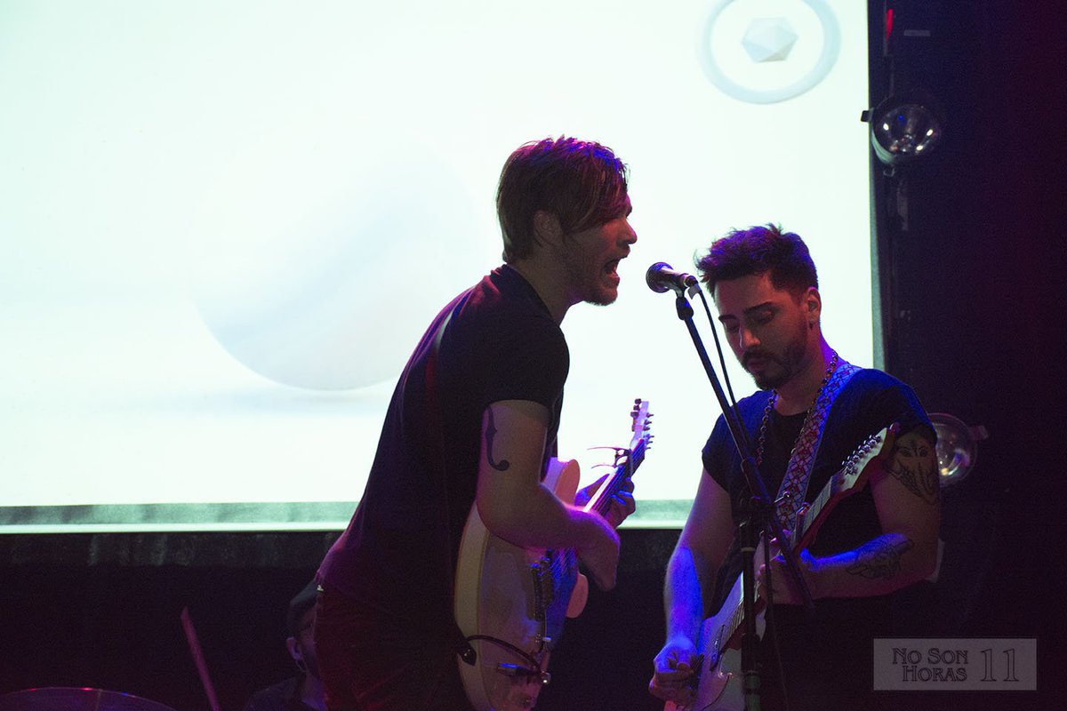 nosonhorasnet's tweet photo. #Imagenes
#MaxMusica en @liverpoolbarpal
Ph Yanel Luengo
Sábado 16.06.18 || https://t.co/QnAZAJX775 https://t.co/JD2bN2NKgl