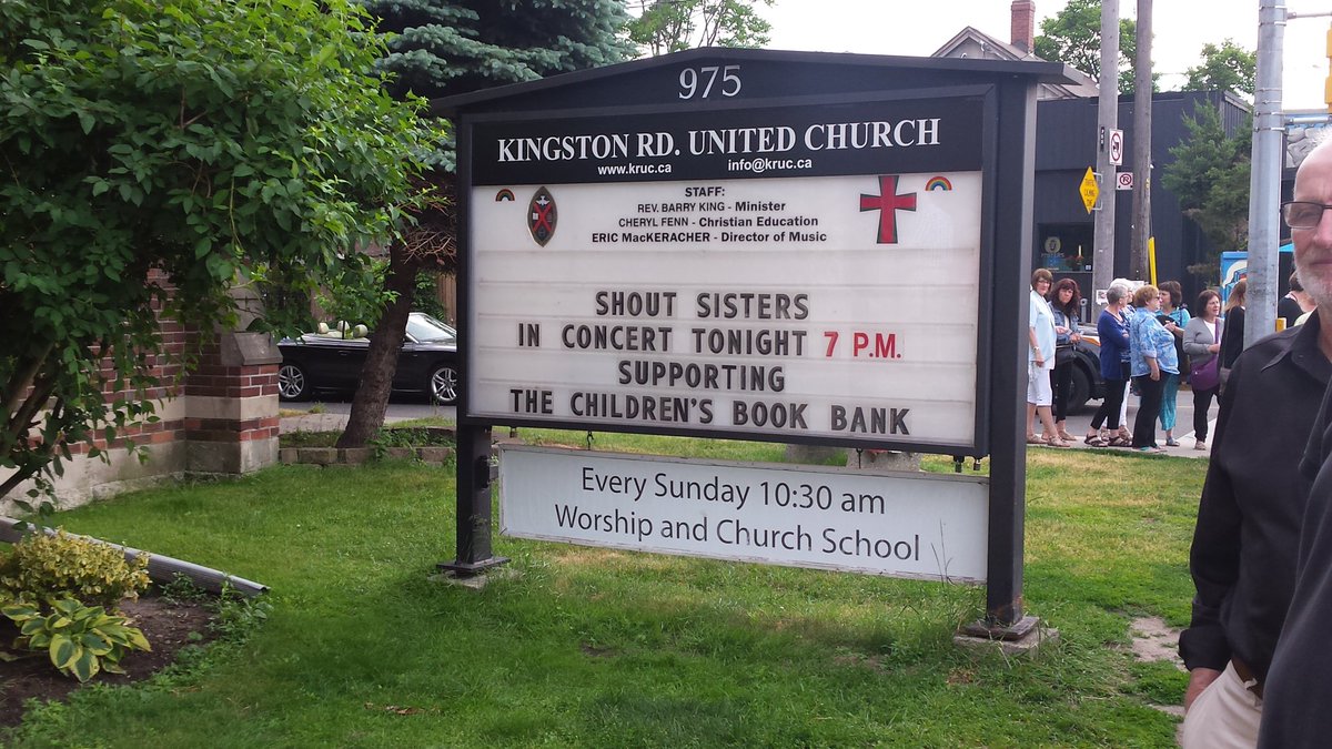 BookBankCanada's tweet photo. There is a line-up around the block for tonight's @ShoutSister1 concert. We are so thrilled to be here, to talk about the Book Bank and enjoy the music. #singout #readmorebooks https://t.co/aASlyVHBBQ