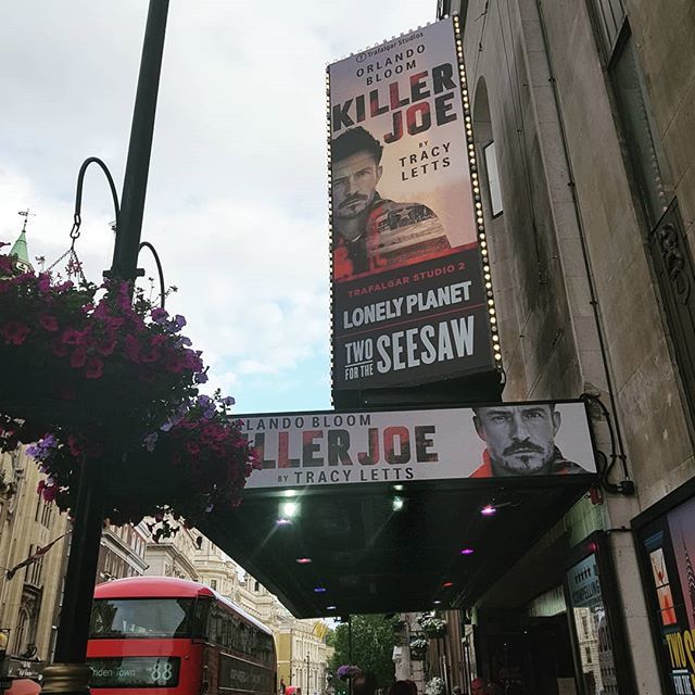 Massive congratulations to Bloom and the rest of the cast of Killer Joe for putting on an epic performance on at Trafalgar Studios. If you like disturbingly dark, trailer park comedies like I do, then it's a must see! *
*
*

#trafalgarstudios #londonwest… ift.tt/2tcaUYV