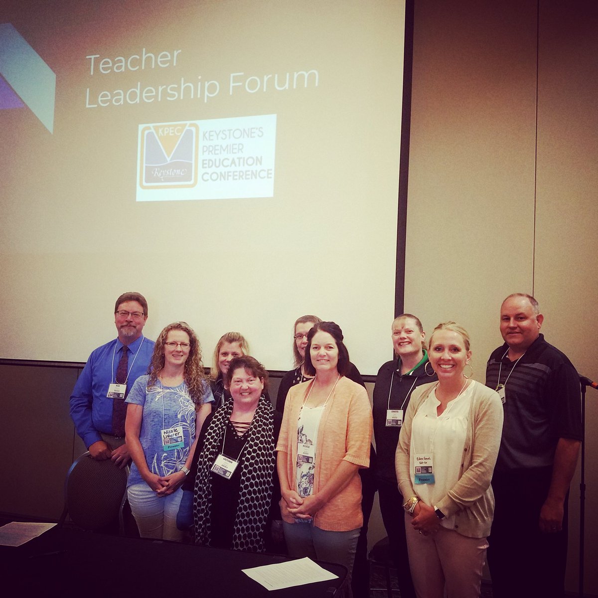 meganelsinger's tweet photo. Thank you to these great leaders for preparing for the TLC forum today! #aea1kpec @KeystoneAEA @wdccsd @AllamakeeCSD @edcoschools https://t.co/Jfr2OVqLbX