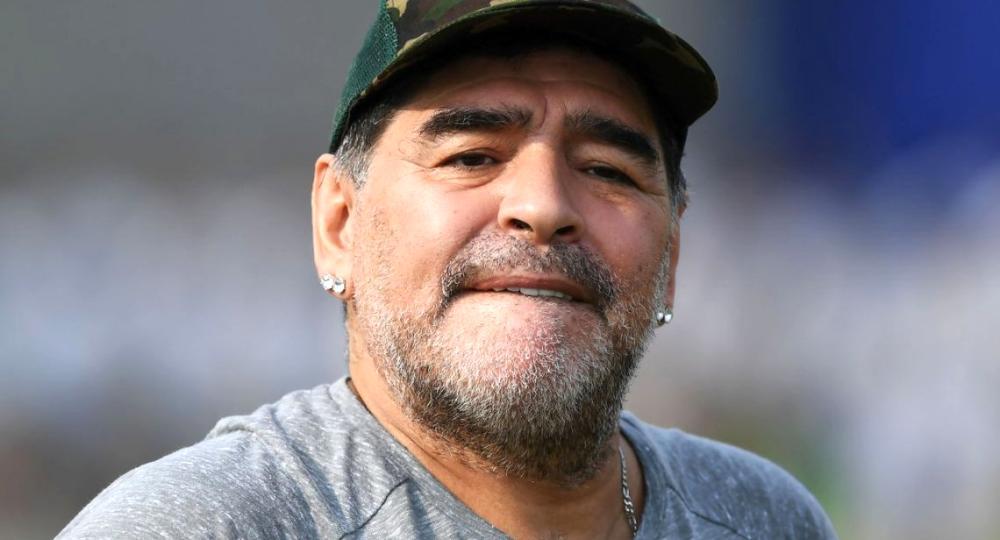 🎙️ Maradona:

➡️ "No quiero entrar en polémica, pero lo tengo que decir. Cuando se habla de cracks, se dice: Ramos es crack. Y no. Godín es crack, que te defiende, te manda, te hace gol, sale campeón, no te falta un partido... Ése es crack"

#PartidazoCOPE