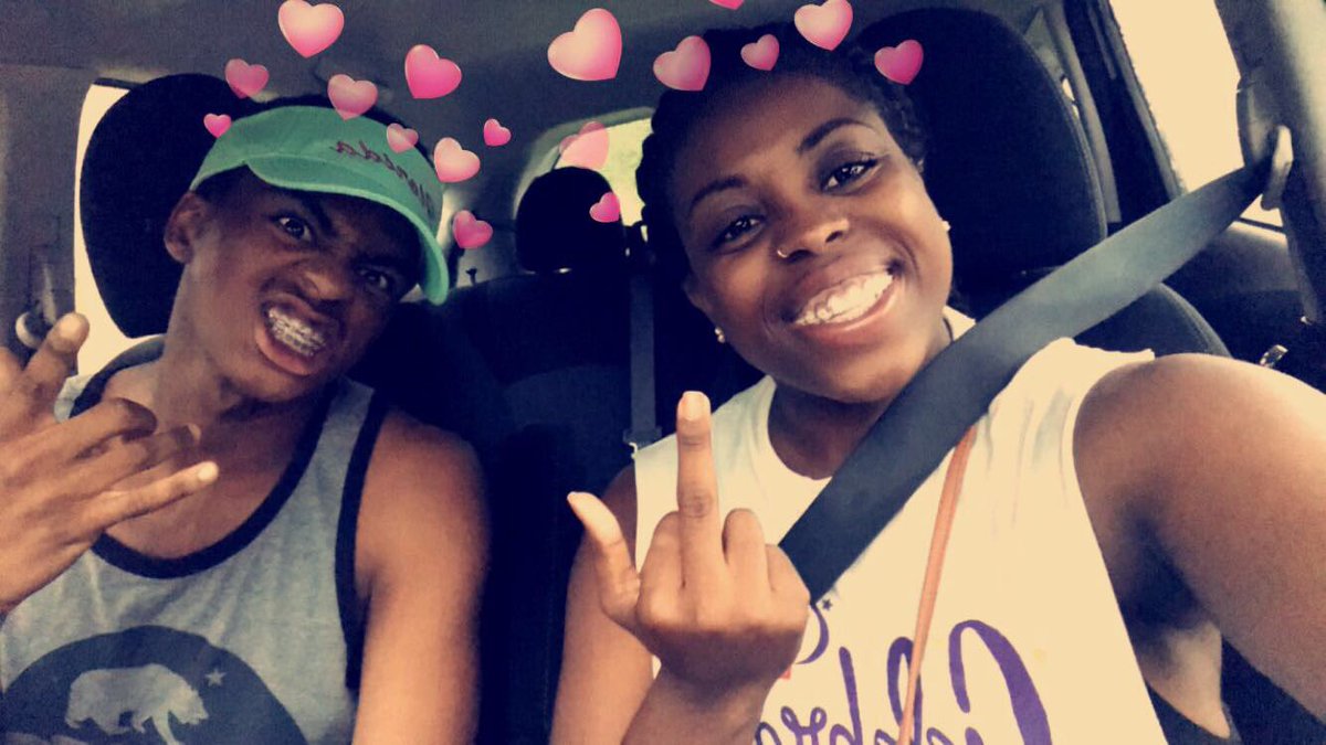 Naayyy__'s tweet photo. das my dawgggg #bracefaces my little brother is the shit lol @thatkidPhatrick ✊🏾🌎💯 https://t.co/GcqaHNHuL8