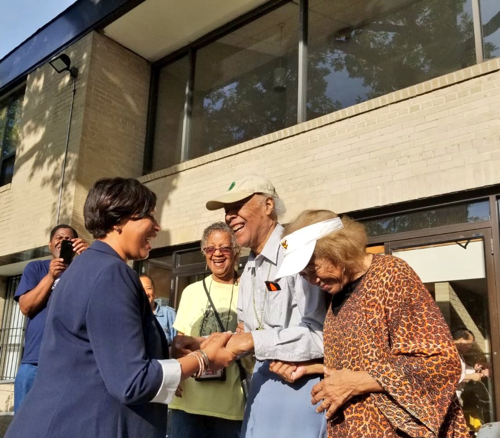 MurielBowser's tweet photo. He’s 93 years old &amp; a Ward 7 resident, and I couldn’t thank him enough for his vote and for sticking with us.

✅ Today is Election Day! Polls are open until 8 pm ✅ 

🚨 One hour to go so head to the polls 🚨

#DCision18 #all8wards https://t.co/9v1hdmxfrs