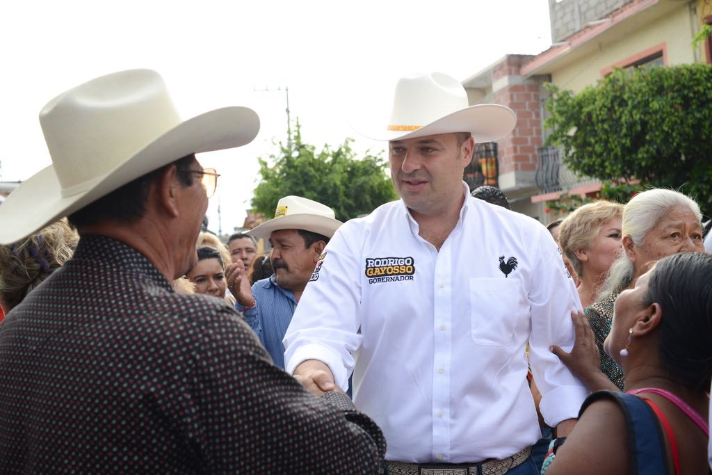 rodrigogayossoc's tweet photo. La mejor manera de honrar la memoria de Zapata, es apoyando a quien hace producir la tierra. Vamos a incrementar el crédito a la palabra, para que la gente del campo tenga la semilla de esperanza, para producir su tierra y un mejor futuro para sus familias.
#MorelosMereceMás https://t.co/v3QaVmvCao