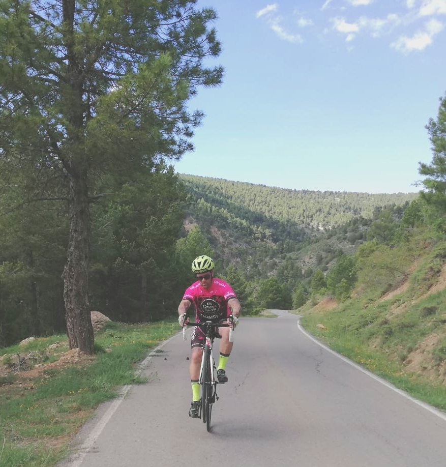 LopezJuste's tweet photo. @LopezJuste @Flower_Cycling 
Cada día que pasa,ponte el listón un poquito mas alto🏆👍🚵‍♀️👏🏋🏽‍♀️🏅🥈😍⛰⛰ https://t.co/ouTSMEy5YS