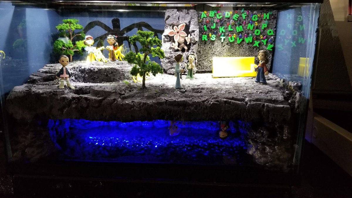 DesignedStudent's tweet image. Check out our  first collaboration #StrangerThings  youtu.be/r-xXhtDGMbI