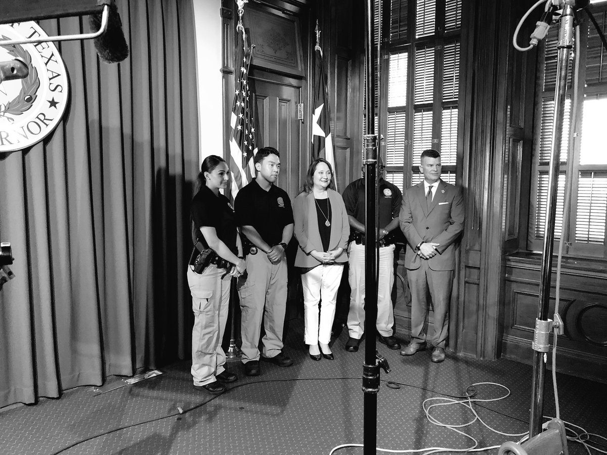 JaredStaples's tweet photo. Big thanks to @TexasFLCA for joining @TABC_Chair in TABC’s efforts to fight #HumanTrafficking. #NotInTX https://t.co/IOZ8CsJOrS