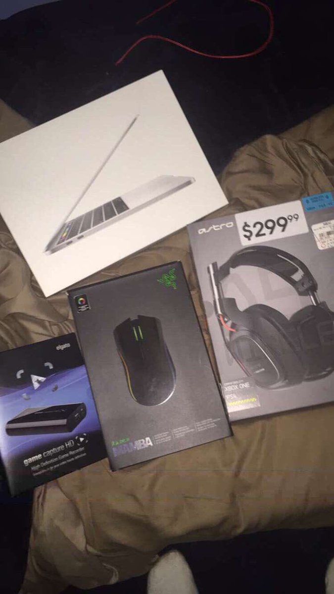 twittplugg's tweet photo. DM ME FOR CHEAP GAMING EQUIPMENT!
@Senatic_RTS @RogueRTs  @ShoutGamers @FlyRts @RelayRetweets @OLTRTs @UltraRTs @GFX_RT  @GFXCoach @BlazedRTs @Demented_RTs @GFXCoach @Quickest_Rts @VideoGames_RT 
@SGH_RTs  @SupStreamers @Day_RTs @DevilRTs @Retweet_Lobby @RetweetBo3 https://t.co/G0wV36DaXn