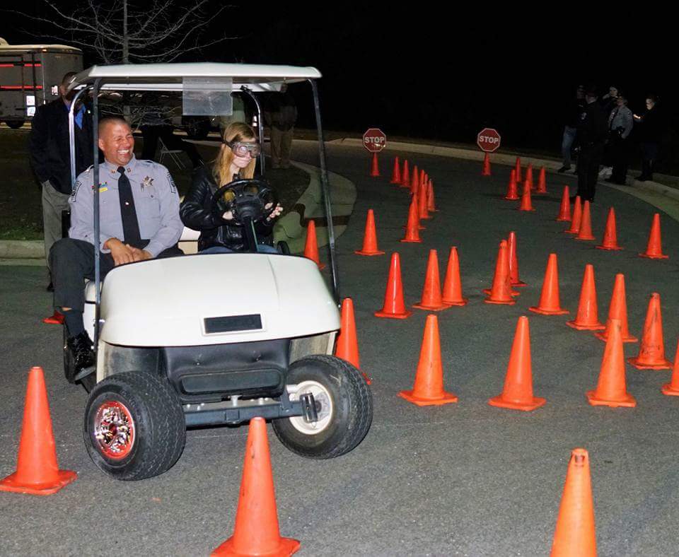 evprete's tweet image. The night I realized what I wanted to be the rest of my life 👮‍♀️ &amp;amp;&amp;amp;&amp;amp; killed people with laughter 😂