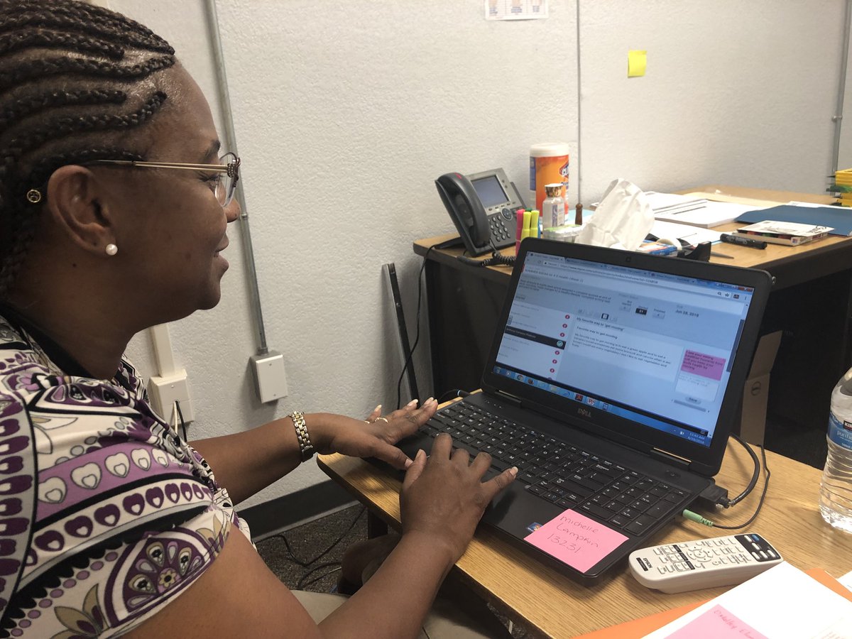 RSD66Reads's tweet photo. Teacher success with summer reading/writing projects! Review and respond to student writing @myONreader #summer2018 https://t.co/K2atcE3FBY