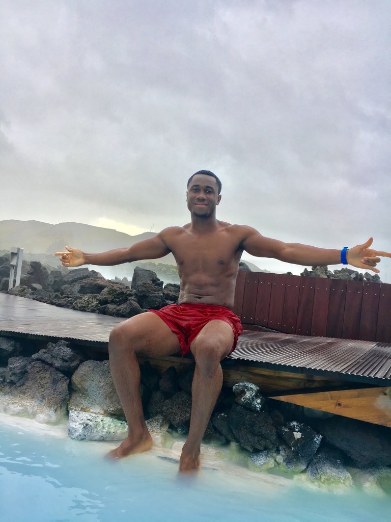 nnxybh's tweet photo. Let the countdown begin...๐ฎ๐ธ #bluelagoonis https://t.co/bY0t2pgfpq