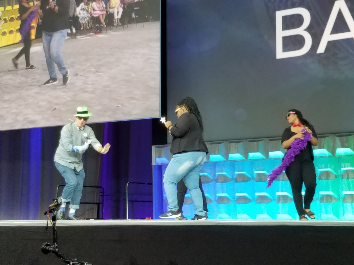 Paula4Harvey's tweet photo. We adore you @jeffreynally !! @SHRMFoundation #SHRM18 https://t.co/JNxm9JhLFr