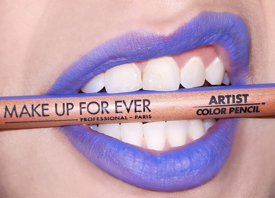 JoettaArlene's tweet photo. #artistcolorpencil #mattmakeup #makeupforever #blue #magenta #liner #matte #pencil
@MattMakeup
I'm not going to lie, I had so much fun playing with these Artist Color Pencil
Multi-Use Matte Pencil in Blue Anyway and All Over Magenta that @MAKEUPFOREVERCa so kindly sent me. https://t.co/a06EUaU9GX