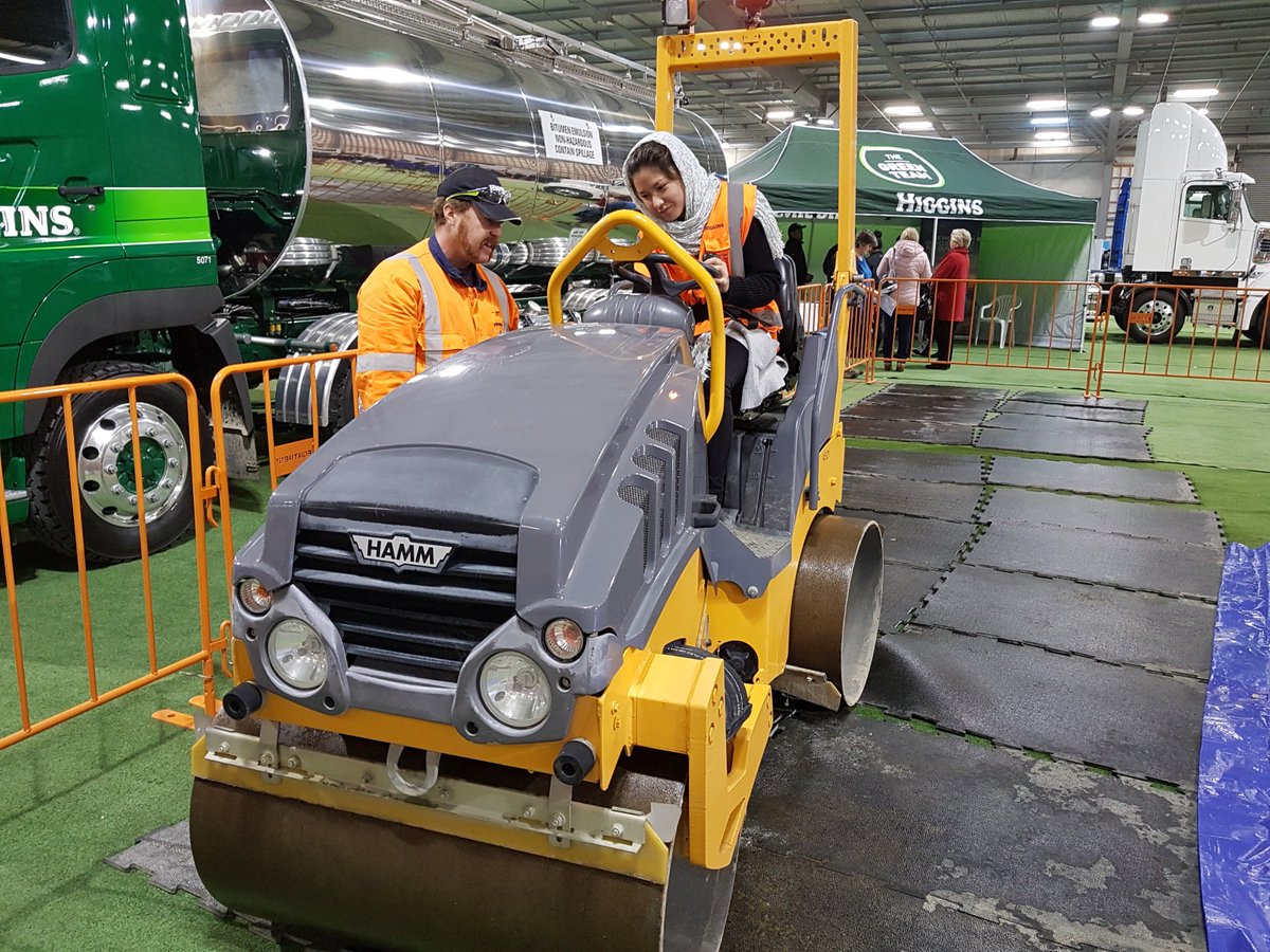 CentralEDA's tweet photo. Over 50 companies are at @ManfeildPark for Talent Central's Jobfest today, where 100 jobs in distribution, logistics and transport are up for grabs. The purpose? Meet real employers, experience their business, make contacts, land a job. @Manawatu_DC @LSinNZ @ManawatuNZ #manawatu https://t.co/TKUttAskUm
