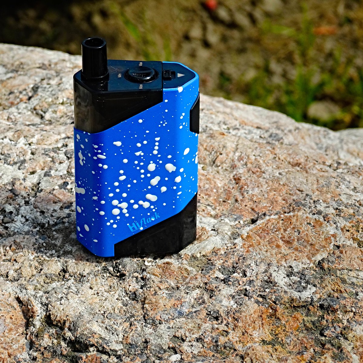 WismecGlobal's tweet image. Never forget to take your beloved #kits to climb mountains.😊
How about #HiFlask?🤔
Welcome to share your favorite #ecig with us.🤗
wismec.com/product/hiflas…